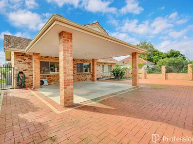2 Taree Street, St James WA 6102