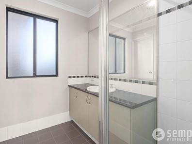 18 Wooleen Parkway, Beeliar WA 6164