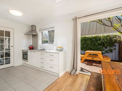 2/716 Stirling Highway, Mosman Park WA 6012