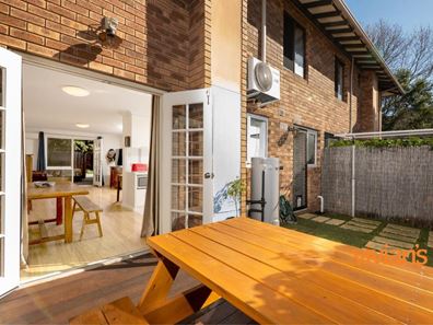 2/716 Stirling Highway, Mosman Park WA 6012