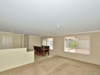 7/18 Irrawaddy Drive, Greenfields WA 6210