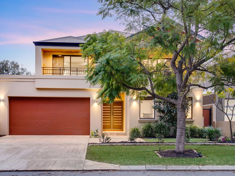 36 Spiderlily Mews, Karrinyup WA 6018