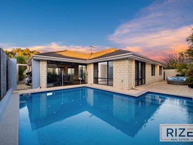 14 Kareela Meander, Tapping WA 6065