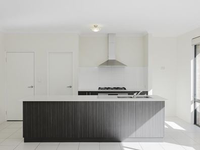 14 Coorong Street, Yanchep WA 6035