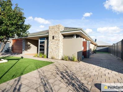 8 Sunstone Drive, Wellard WA 6170
