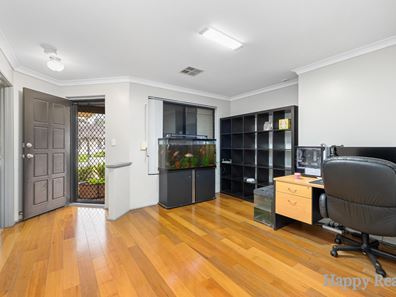 7 Mawson Place, Huntingdale WA 6110