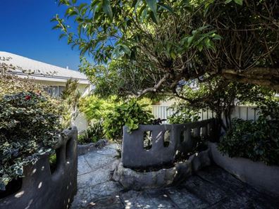 37 Ainsworth Street, Geraldton WA 6530