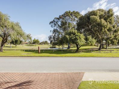 51 Rosella Circle, Ballajura WA 6066