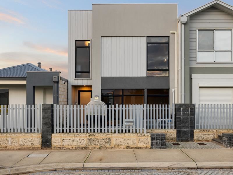 14 Elvire Grove, Golden Bay
