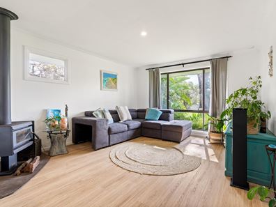 3 Lesalan Place, Margaret River WA 6285