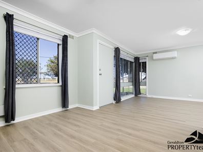 32 Devenish Street, Utakarra WA 6530