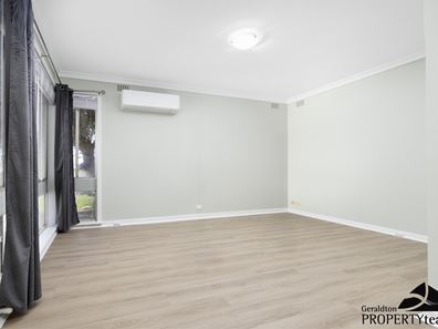 32 Devenish Street, Utakarra WA 6530