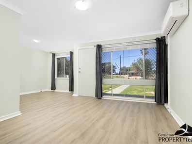 32 Devenish Street, Utakarra WA 6530
