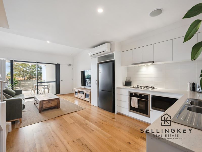 37/1 Glenariff Boulevard, Canning Vale WA 6155