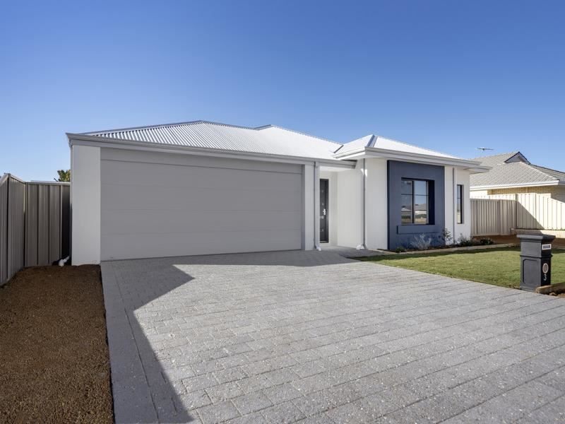 3 Peak Street, Drummond Cove WA 6532