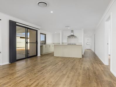 3 Peak Street, Drummond Cove WA 6532