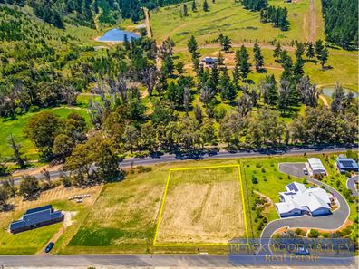 9 Diggers Green, Nannup WA 6275