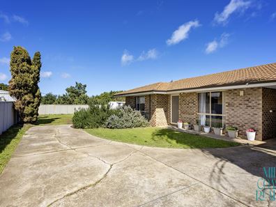 220 Place Road, Wonthella WA 6530