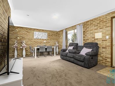 220 Place Road, Wonthella WA 6530