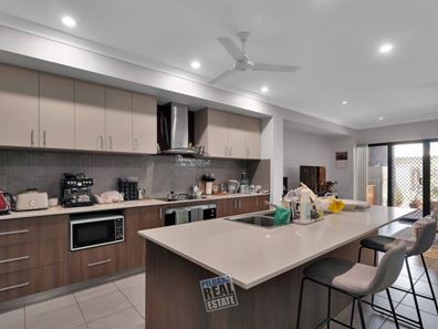 20/55 Balyarra Parkway, Baynton WA 6714