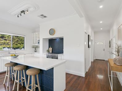 12A Dewey Street, Shelley WA 6148
