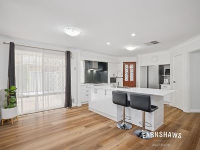 27 Pilbara Crescent, Jane Brook WA 6056