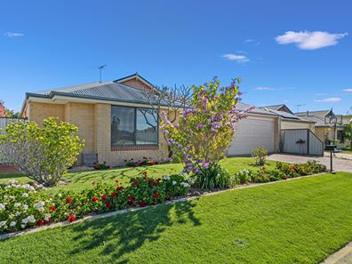 9 Camden Way, Meadow Springs WA 6210