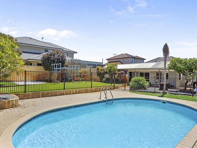 33 Beatrice Street, Doubleview WA 6018