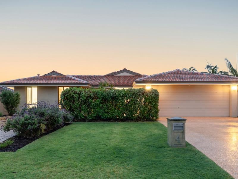 4 Silica Road, Carine WA 6020