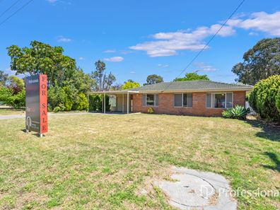 15 Kinbrace Way, Lynwood WA 6147
