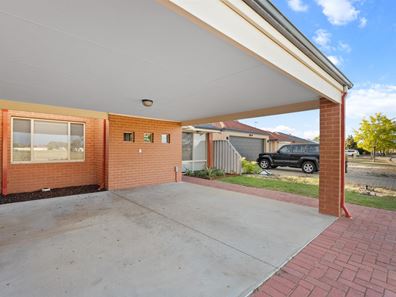 1/51 Laguardia Loop, Port Kennedy WA 6172