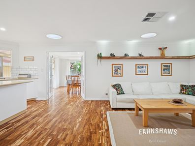 4 Laurina Way, Jane Brook WA 6056