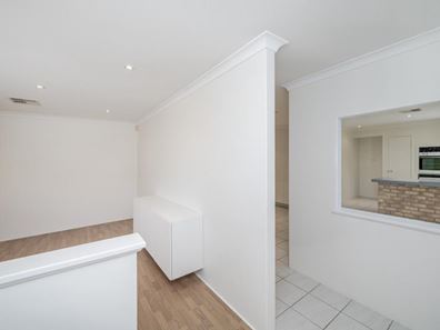 2/119 Hillsborough Drive, Nollamara WA 6061