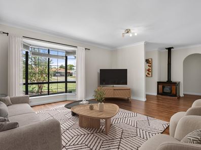 18 Norring Street, Cooloongup WA 6168