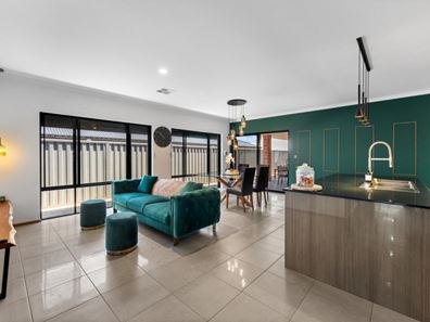 6 Delaware Road, Baldivis WA 6171