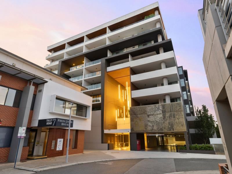 801/9 Tully Road, East Perth WA 6004