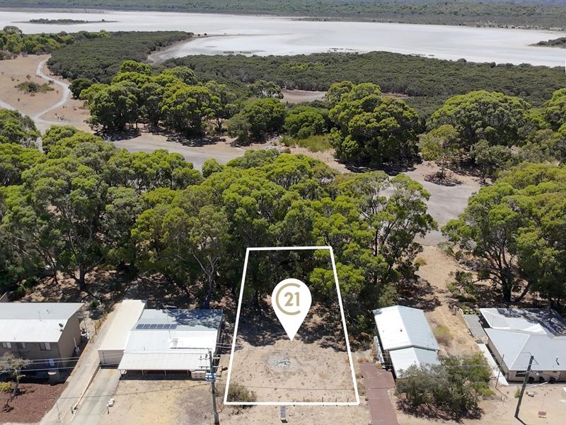 24 Lakeside Terrace, Preston Beach