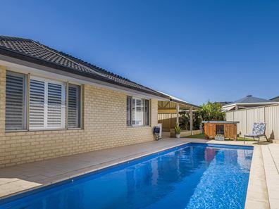 107 Bennett Drive, Canning Vale WA 6155