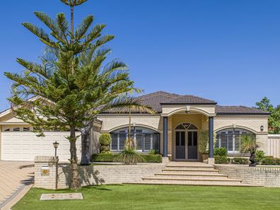 107 Bennett Drive, Canning Vale WA 6155