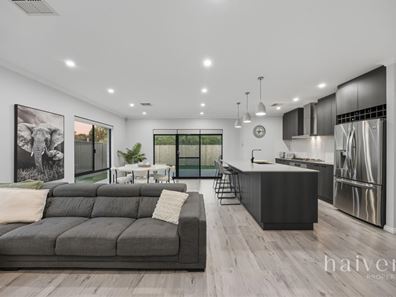 9 Retusa Street, Beeliar WA 6164