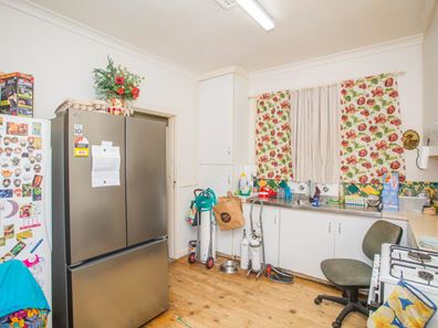 19 Kay Pl, Midland WA 6056
