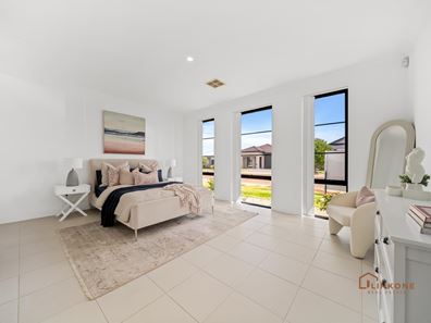 79 Castella Drive, Caversham WA 6055