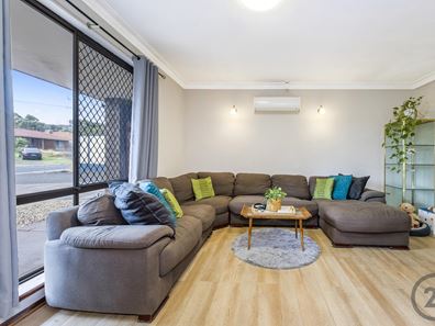 38 Agincourt Drive, Forrestfield WA 6058