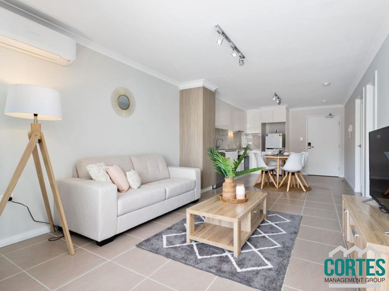 8/ 18 Westralia Gardens, Rockingham WA 6168