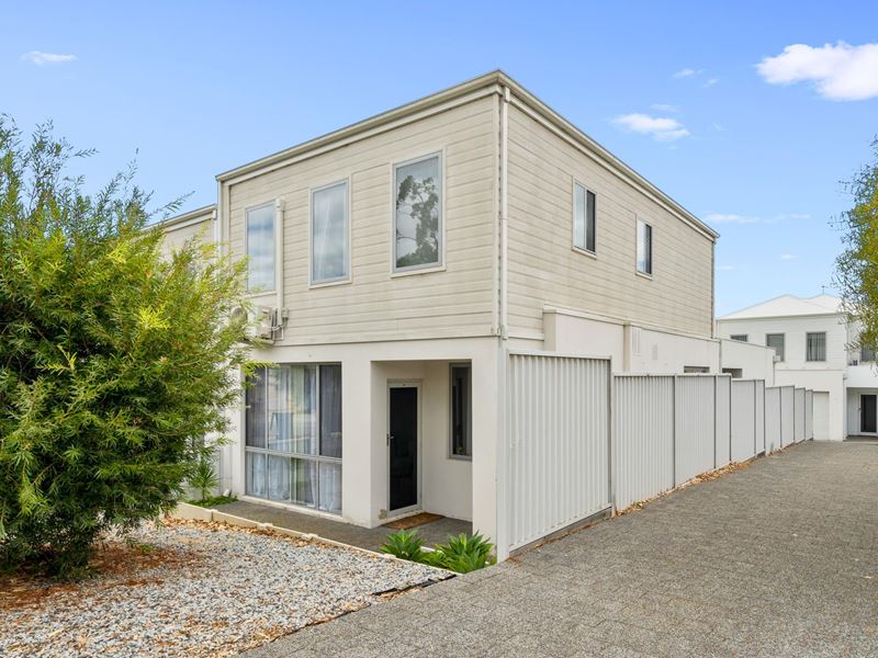 2/52 Morfitt Street, Mandurah WA 6210
