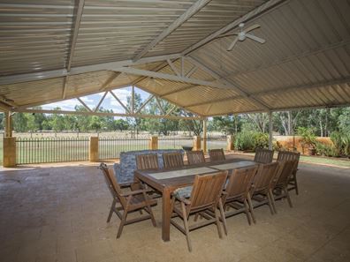 160 Cunningham Drive, Oakford WA 6121