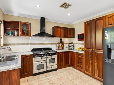 23 Dante Court, Bentley WA 6102