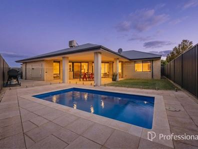 22 Nouveau Turn, Aveley WA 6069
