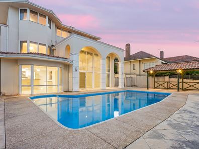 39 Ridge Street, South Perth WA 6151
