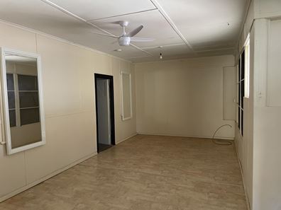 25 Second Avenue, Onslow WA 6710